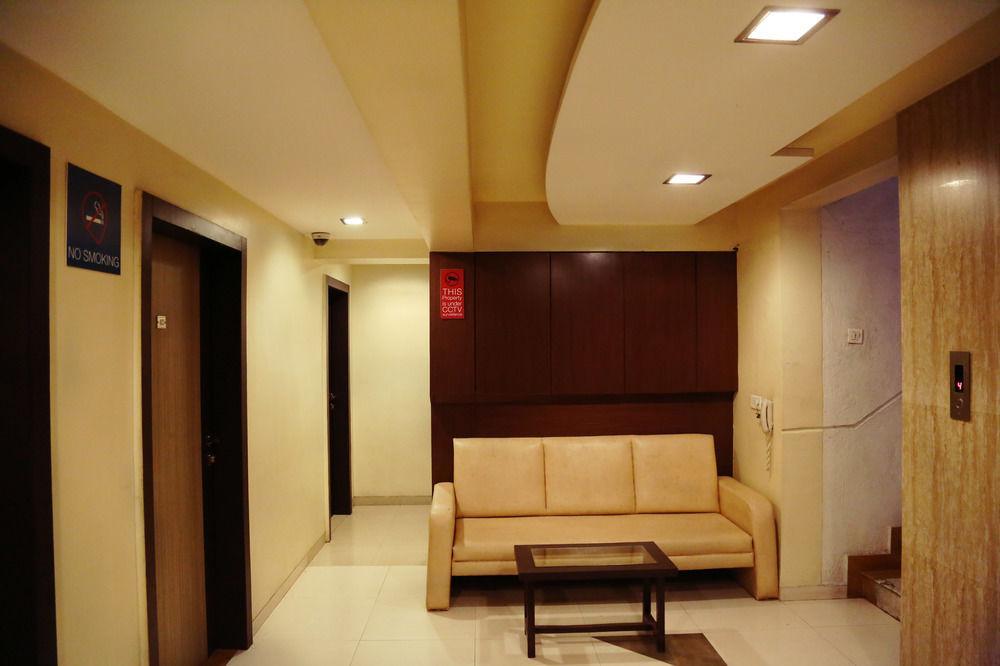 Oyo Rooms Yerwada Chowk Pune Eksteriør billede